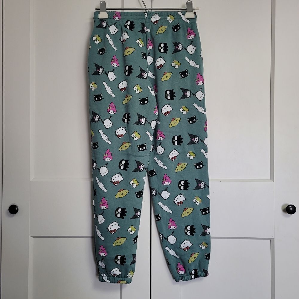 Hello Kitty and friends by sanrio sweatpants, xs - Picture 3 of 7